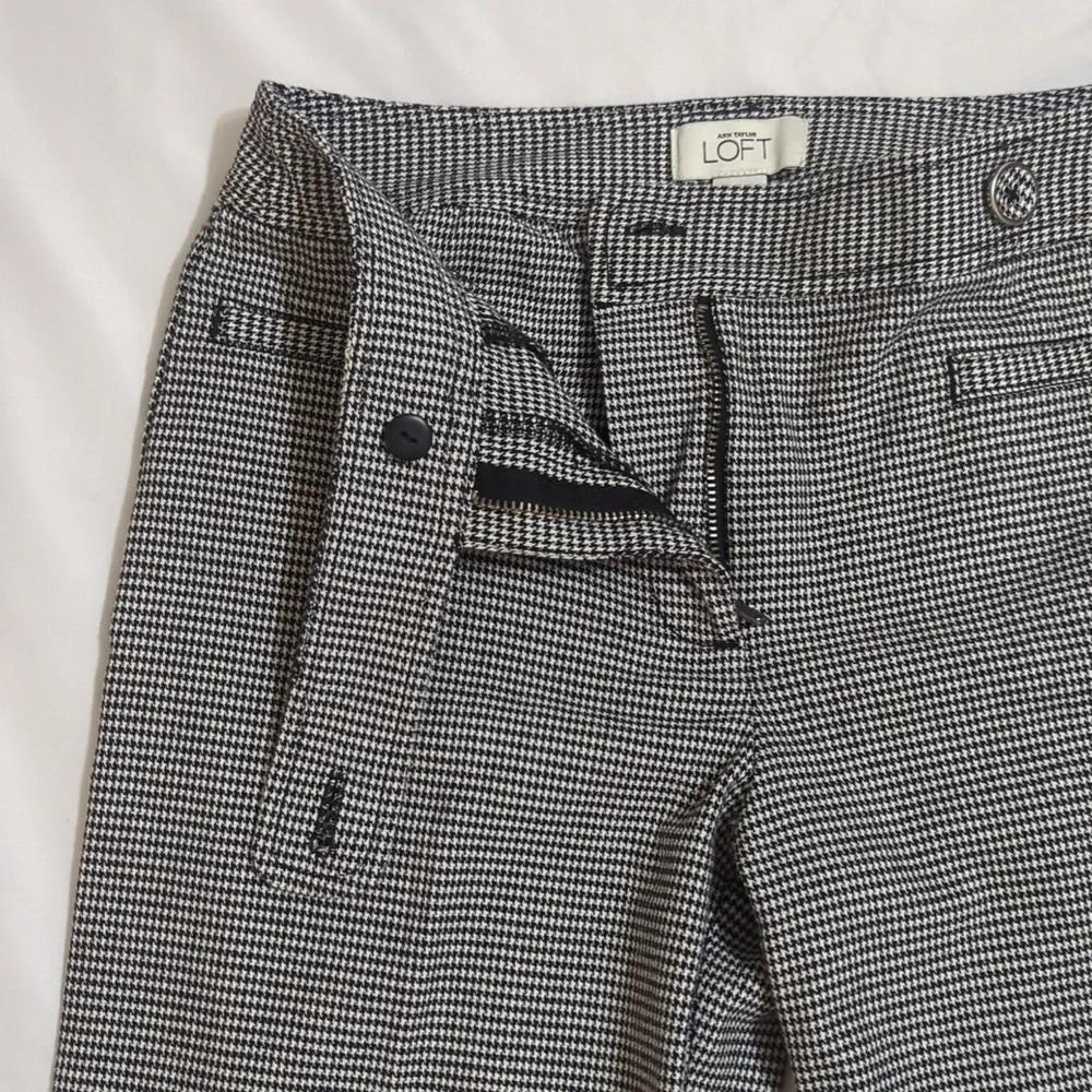 LOFT Marisa Houndstooth Crop Pants, Color Black/White Size 6 - Picture 8 of 14